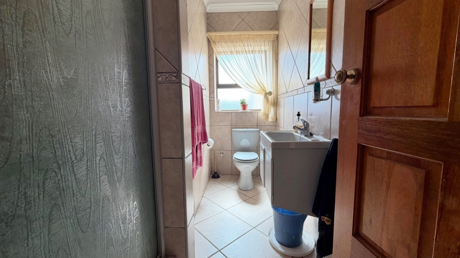3 Bedroom Property for Sale in Mountainside Western Cape